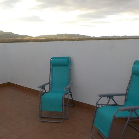 Attic At 91 Apartment Pinoso Luaran gambar