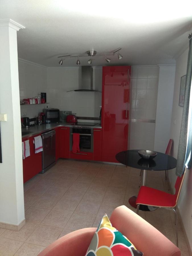Attic At 91 Apartment Pinoso Luaran gambar